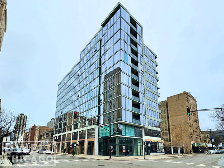 4505 N Sheridan Rd, Unit 2 in Chicago, IL - Foto de edificio