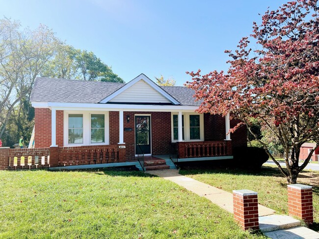 property at 411 Hood St