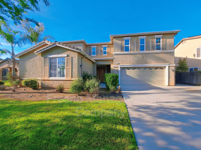 2753 Scott Ave in Clovis, CA - Building Photo