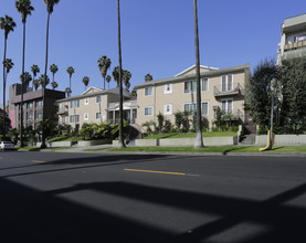 443 S Mariposa Ave in Los Angeles, CA - Building Photo - Building Photo