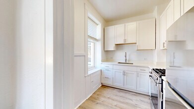 146 Franklin St in San Francisco, CA - Building Photo - Building Photo