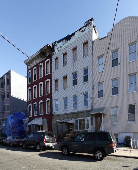 415 Jackson St in Hoboken, NJ - Foto de edificio