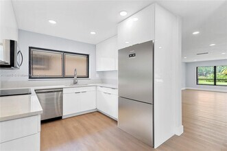3650 N 36th Ave in Hollywood, FL - Building Photo - Building Photo