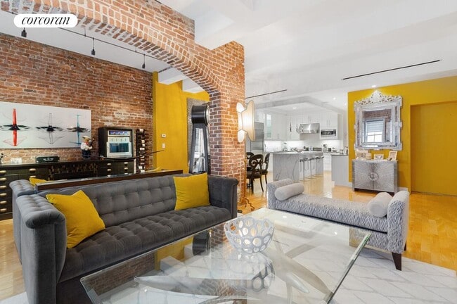 property at 35 Vestry St