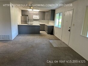 4513 Greenholme Dr in Sacramento, CA - Building Photo - Building Photo