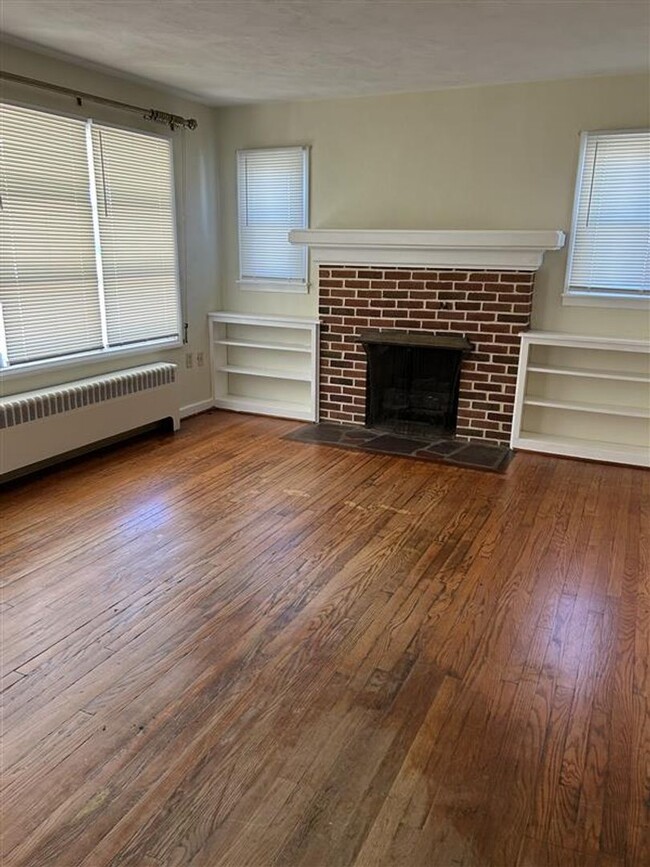 341 Woodland View Dr in York, PA - Building Photo - Building Photo