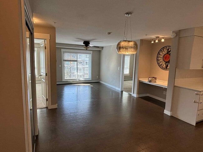 property at 302 Skyview Ranch Dr NE
