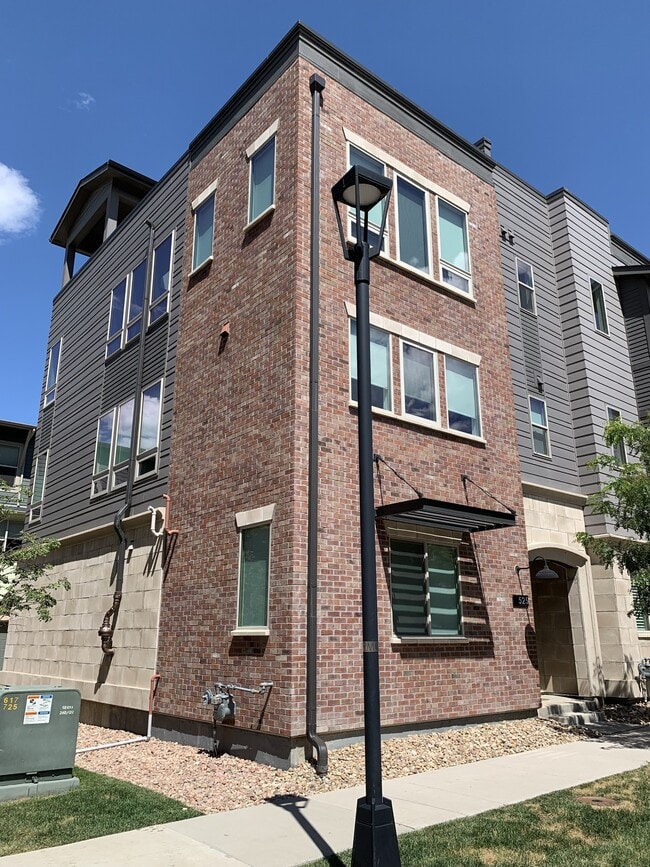 property at 525 Promenade Dr