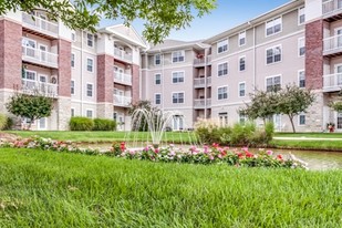 Fairwinds River’s Edge Apartments