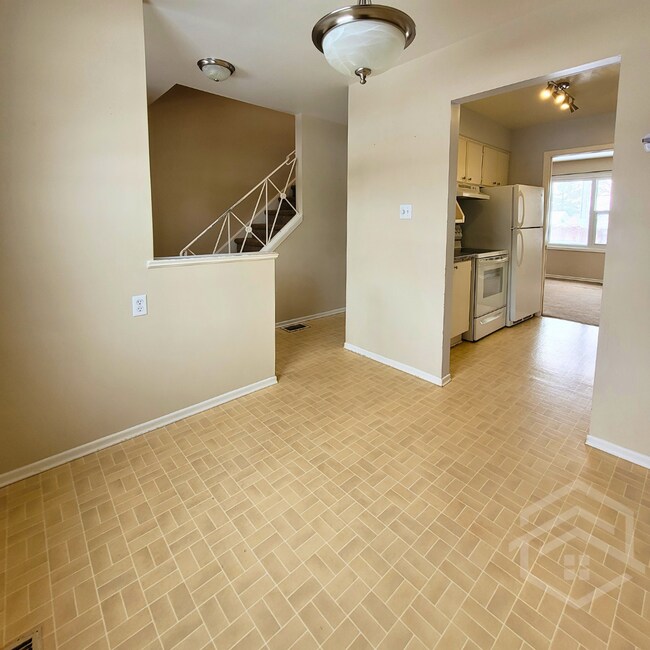 144 Concession St E in Tillsonburg, ON - Building Photo - Building Photo