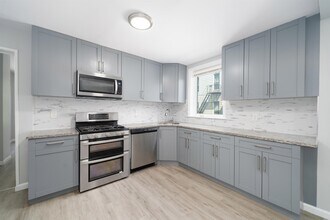 408 Monastery Pl in Union City, NJ - Building Photo - Building Photo