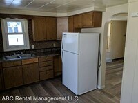 914 Barnard St photo'