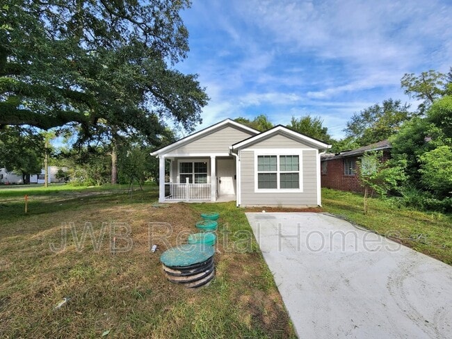 property at 2214 Spires Ave