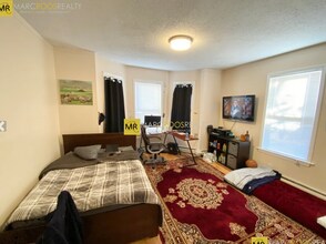 5 Bickford Ave, Unit 6-3 in Boston, MA - Foto de edificio - Building Photo