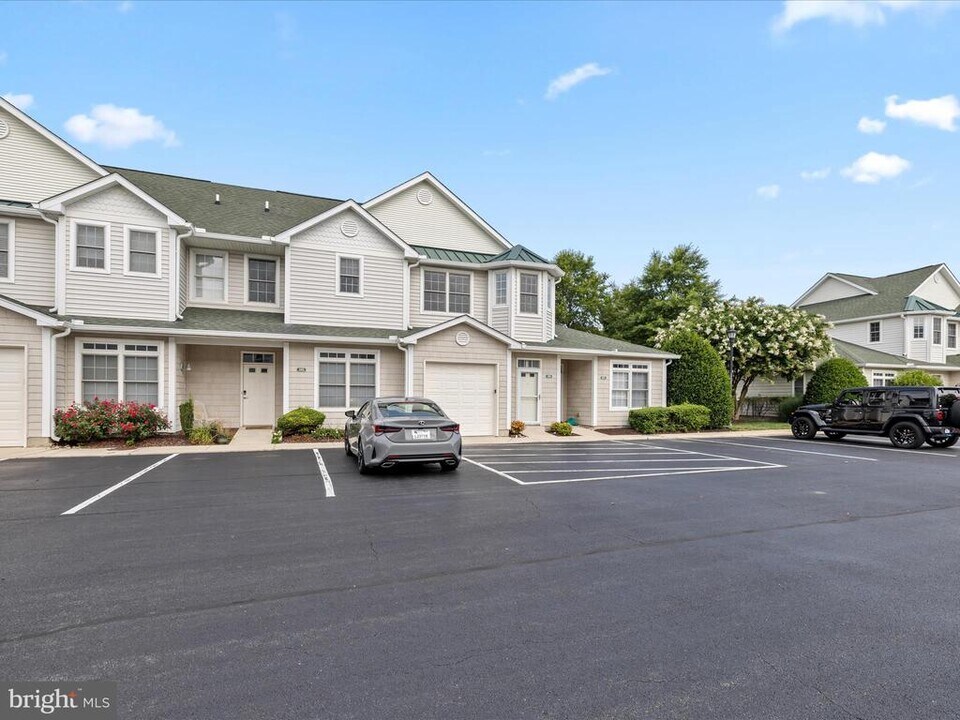 19967 Sandy Bottom Cir in Rehoboth Beach, DE - Building Photo