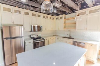 219 W Mulberry St in Kaufman, TX - Building Photo - Building Photo