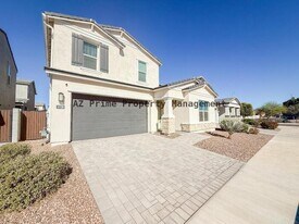 5138 E Anderson Dr in Scottsdale, AZ - Building Photo