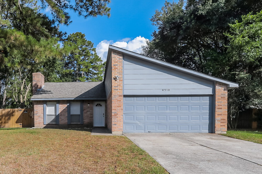 4510 Tylergate Dr in Spring, TX - Building Photo
