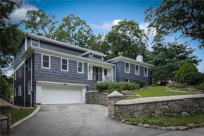 property at 2 Locust Ln