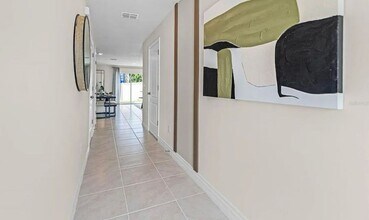 544 Zinfandel Dr in Daytona Beach, FL - Foto de edificio - Building Photo