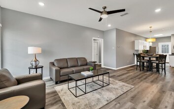 1500 E James St in Waco, TX - Building Photo - Building Photo