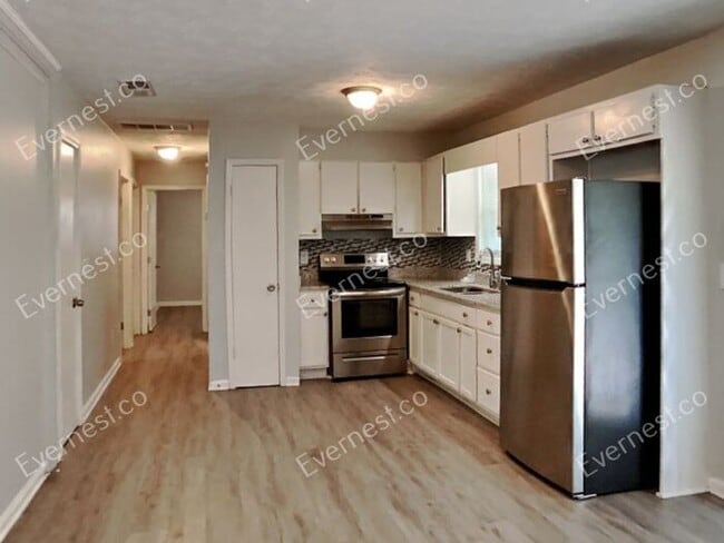 239 Bellwood Ln in Riverdale, GA - Building Photo - Building Photo
