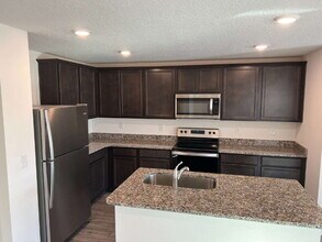 5324 New Friendship Pl in Tampa, FL - Building Photo - Building Photo