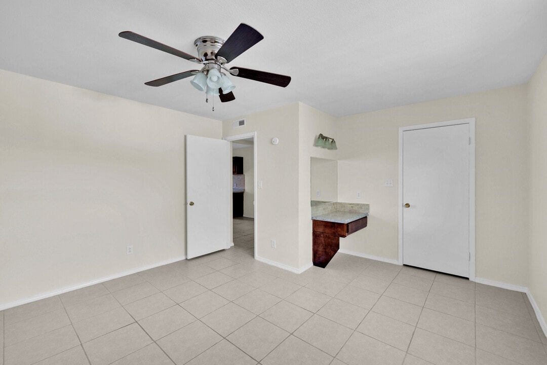 Sterling Oak Apartments in Weslaco, TX - Foto de edificio