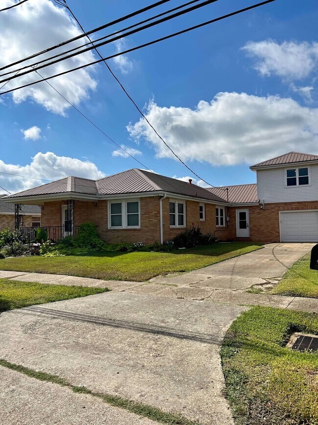 1313 3rd St Rentals in Lutcher, LA