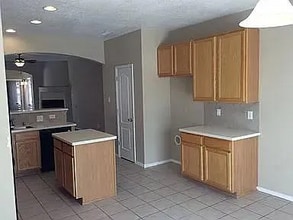 3223 Primo Colores St in Santa Fe, NM - Building Photo - Building Photo