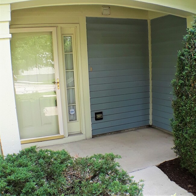 2817 Adams Ct in Schaumburg, IL - Building Photo - Building Photo