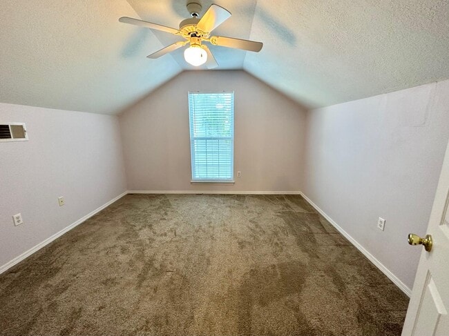 918 Claeven Cir in Fort Walton Beach, FL - Building Photo - Building Photo