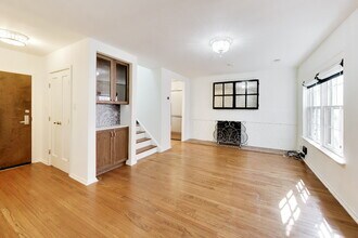 1730 16th St NW in Washington, DC - Building Photo - Building Photo