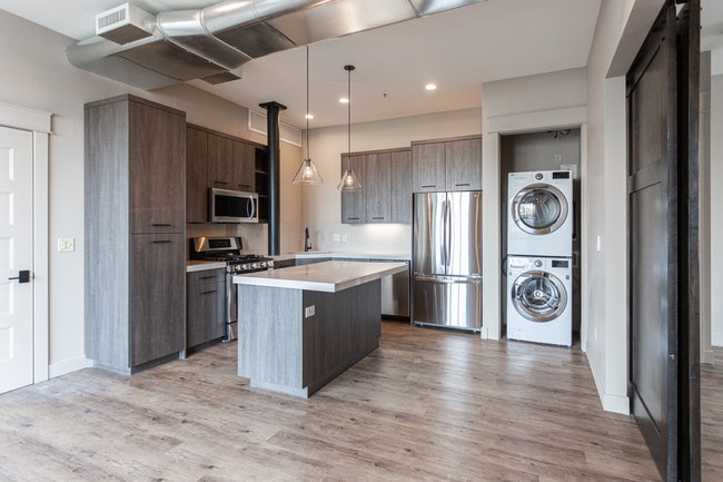 Salt Lake Costume Apartments