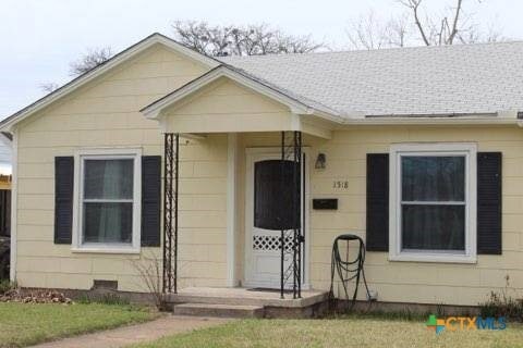 property at 1518 S 7th St