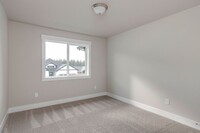 1788 NE Gilbert Ln in Estacada, OR - Foto de edificio - Building Photo