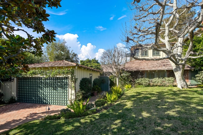 property at 449 N Bonhill Rd