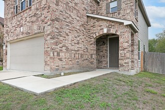 6426 Gerber Mdw in San Antonio, TX - Building Photo - Building Photo