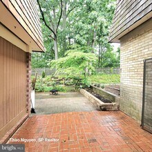 10534 Cambridge Ct in Montgomery Village, MD - Building Photo - Building Photo