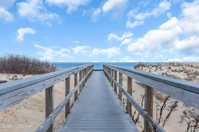 124 Neptune Pl in Sea Girt, NJ - Building Photo - Building Photo