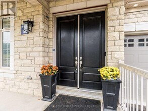 4051 Eternity Way in Oakville, ON - Building Photo - Building Photo