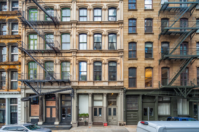 112 Franklin St in New York, NY - Building Photo - Building Photo