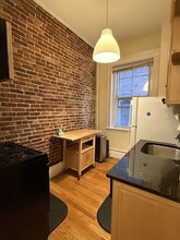 39 Revere St in Boston, MA - Building Photo - Building Photo