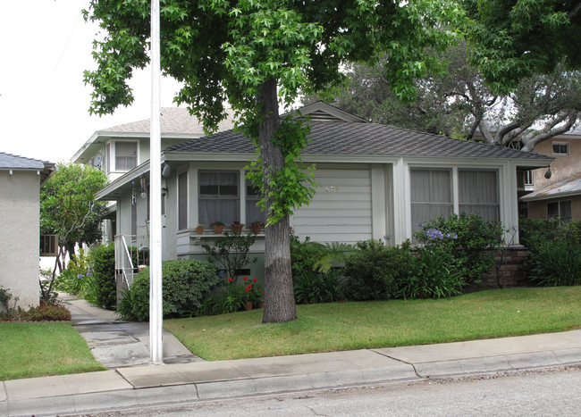 629-631 1/2 Park Ave. in South Pasadena, CA - Building Photo - Building Photo