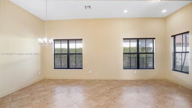 3712 NW 82nd Dr in Pembroke Pines, FL - Building Photo - Building Photo