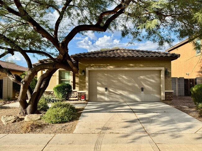 property at 10850 W Avenida Del Rey