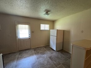808 Safady Ave in Killeen, TX - Building Photo - Building Photo