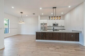 419 NE 16th Ave in Fort Lauderdale, FL - Building Photo - Building Photo