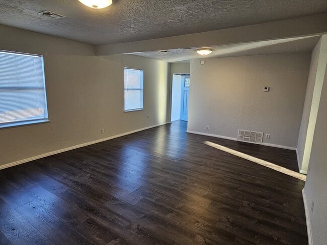 2209 NW 36th St in Lawton, OK - Building Photo - Building Photo