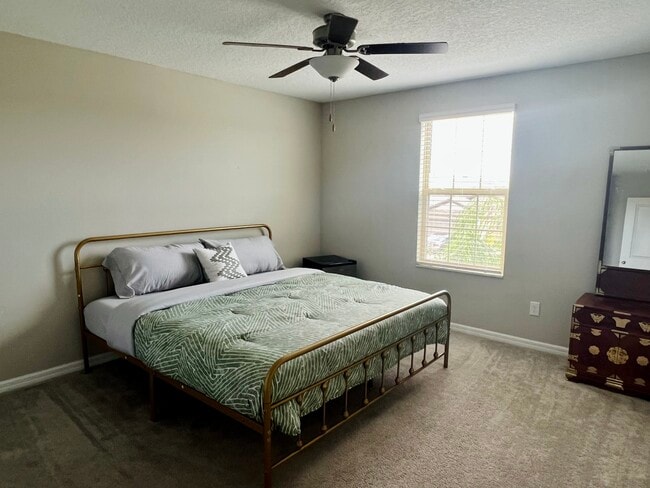 property at 352 Argyll Dr